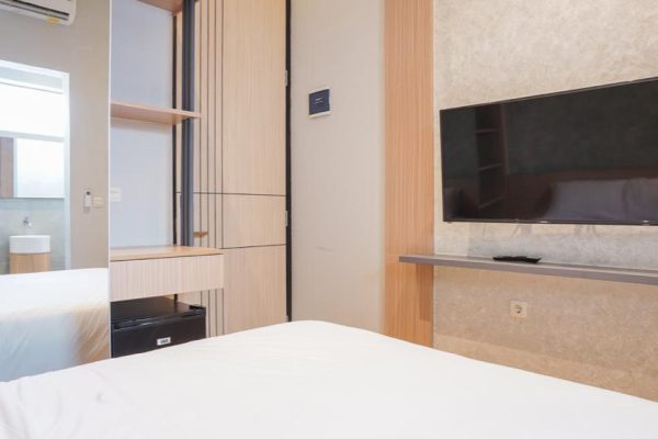 2025Jun0808photo_6210546599080346565_y