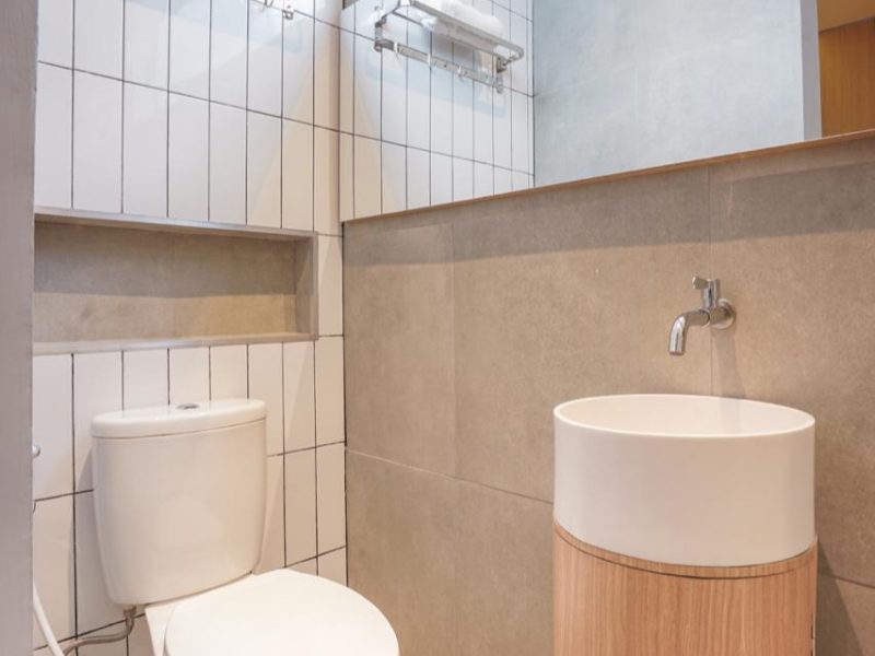 2025Jun0808photo_6210546599080346566_y