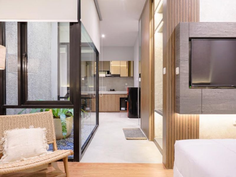 2025Jun0808photo_6210546599080346570_y