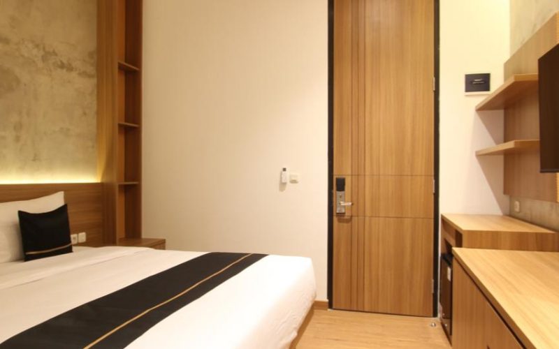 2025Jun0808photo_6210546599080346585_y