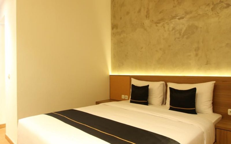 2025Jun0808photo_6210546599080346587_y